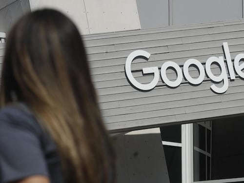 Direttiva Dac7, ora i colossi del web devono fare la spia al fisco