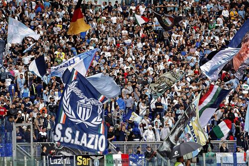 La Lazio tende la mano ai tifosi