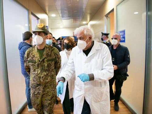 Vaccino, il piano Figliuolo arranca e le consegne rallentano