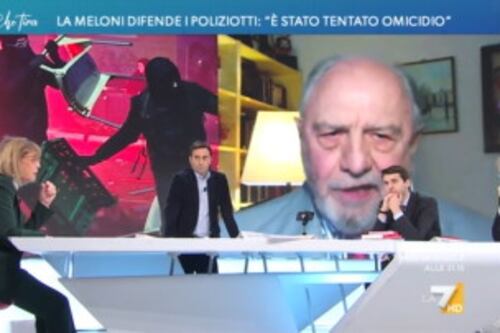 L'aria che Tira, Caprarica sbotta su Askatasuna: "Intellettuali e politici al corteo sono irresponsabili!"