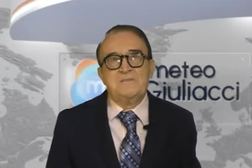 Meteo, quando arriva il caldo? Giuliacci gela tutti: "Freddo e pioggia fino a..."