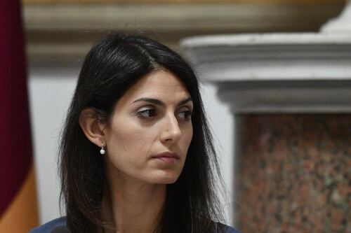 La sindaca si dimentica della Lazio