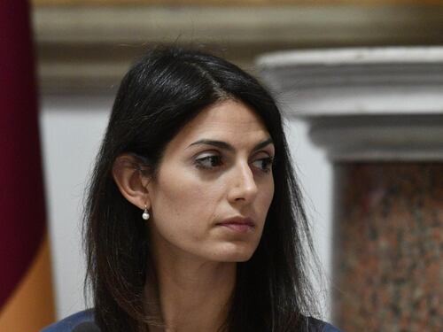 La sindaca si dimentica della Lazio