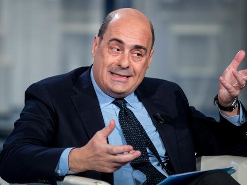Coronavirus, pure Zingaretti fa la carità: 5 euro al giorno!