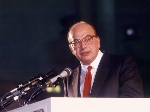 La lezione attuale di Bettino Craxi e la deriva giacobina dell'Italia. Beppe Grillo è vittima del suo giustizialismo
