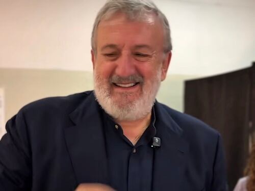 Referendum, "ancora un altro sì": la citazione di Emiliano in barba al silenzio elettorale