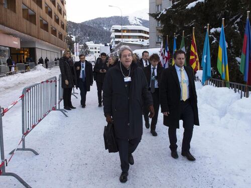 Gentiloni: no a una coalizione di governo con Berlusconi