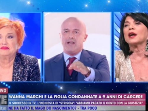 Stefania Nobile senza ritegno dalla d'Urso. Cosa urla a Gianluigi Nuzzi