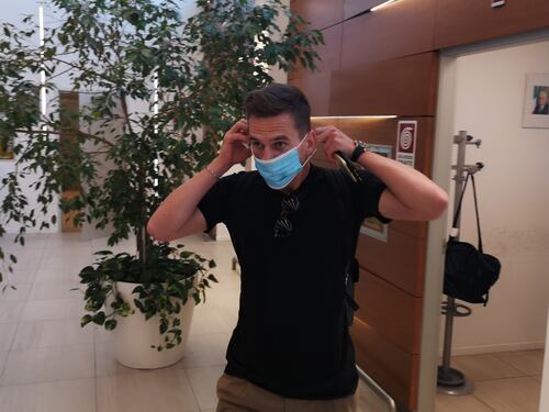 Milik alla Roma, l'attaccante vola in Svizzera per le visite mediche