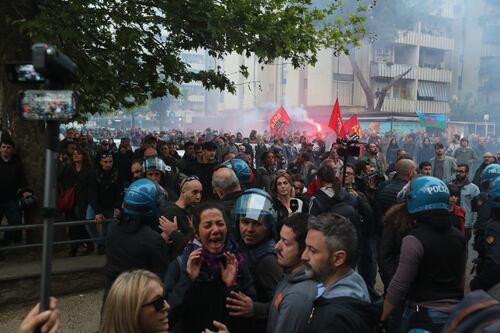 Casal Bruciato, tensione al presidio antifascista