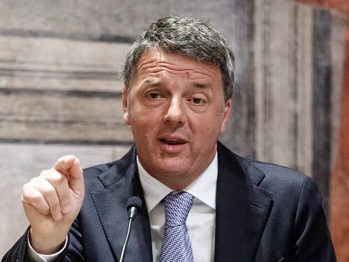 Matteo Renzi al Tg2 Post tira la volata a Mario Draghi: "Un italiano segretario generale della Nato"