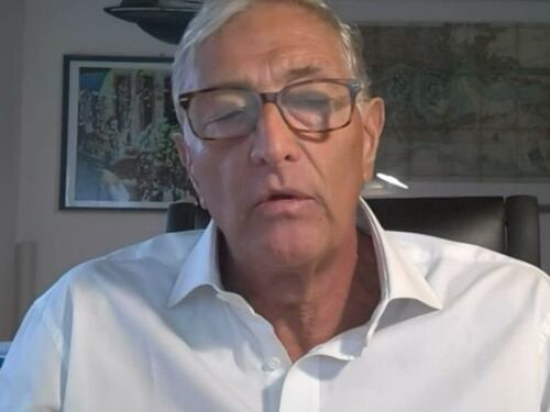 Lockdown e tamponi ogni giorno, è guerra a chi non si vaccina. La bomba di Guido Rasi