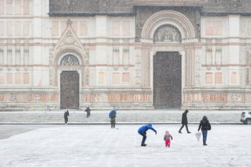 Meteo, arriva la fine del ciclone Harry. Ma dietro l'angolo ecco una nuova perturbazione