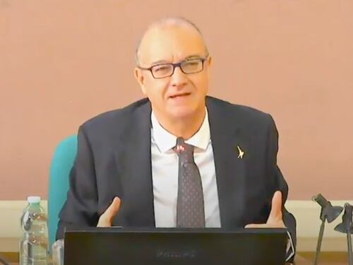 Giornata contro la violenza sul personale scolastico, Valditara: "Ridare autorevolezza"