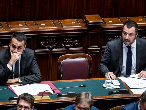Salvini cancella le multe anti-migranti. Ma l'iter del dl sicurezza non si sblocca