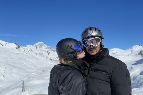Lory Del Santo e Marco Cucolo fotografati sulla neve, crisi finita?