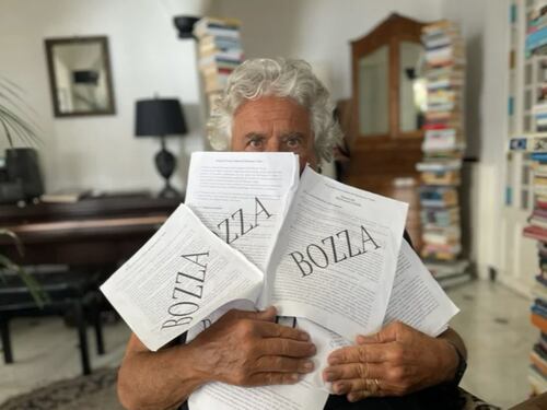 Grillo e Casaleggio licenziano Conte: non ha visione politica. Ora un direttivo, bye bye Giuseppi