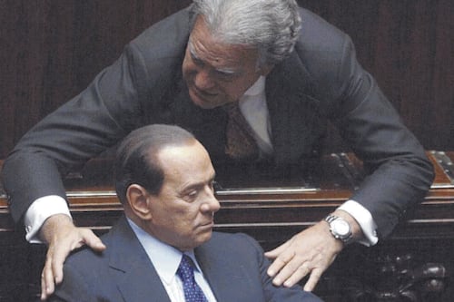 Berlusconi, sovrano inattaccabile e generoso: la sua luna non è mai tramontata