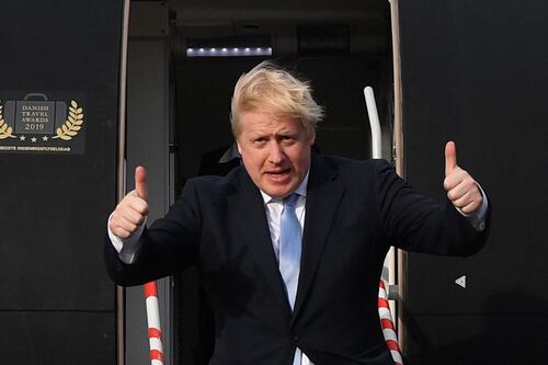 Tsunami Boris Johnson, schiaffo all'Ue: Londra fuori dall'Europa il 31 gennaio