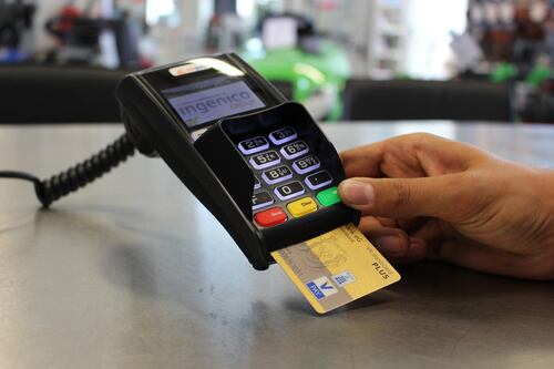 Arriva il Grande fratello fiscale: progetto illiberale. Schiaffo a Conte: niente ritorno del cashback
