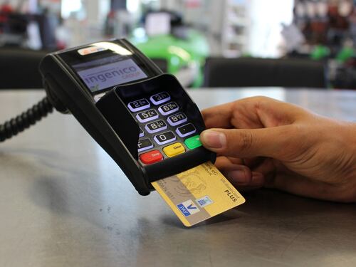 Arriva il Grande fratello fiscale: progetto illiberale. Schiaffo a Conte: niente ritorno del cashback