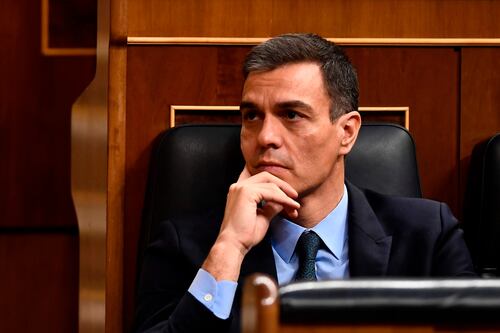 Bocciata la manovra finanziaria. Spagna verso le elezioni anticipate