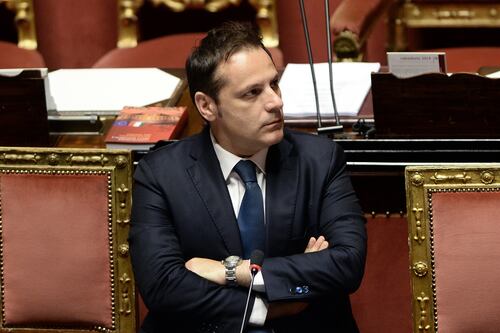 Il sottosegretario leghista Siri indagato per corruzione