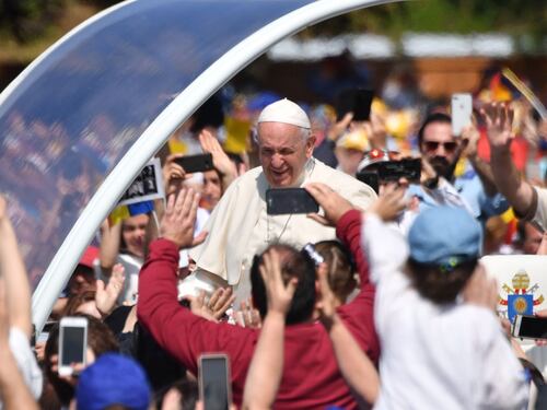 Il Papa chiede perdono ai rom: anche noi vi abbiamo perseguitato