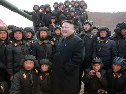 Corea del Nord fuori controllo: "Abbatteremo i caccia americani"