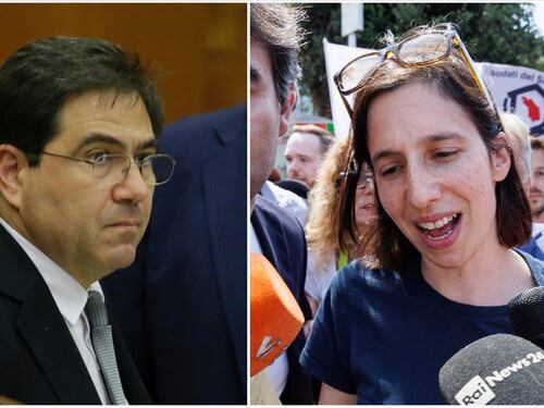Grillo fa esplodere il Pd: si dimette D'Amato. Schlein nei guai: "Aria di scissione"
