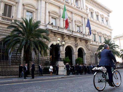 Addio pacchia, Bankitalia riapre