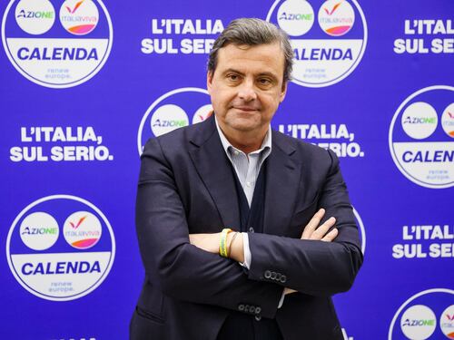 Messaggio a Calenda: la politica è prima di tutto comunicazione