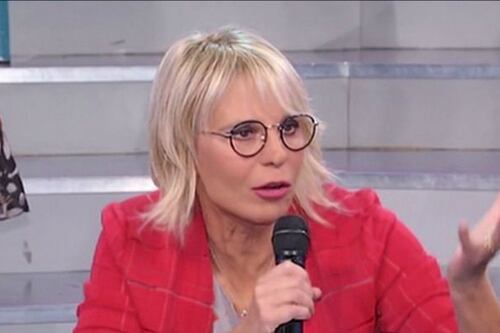 Uomini e Donne sbarca in prima serata. E spunta un nome...