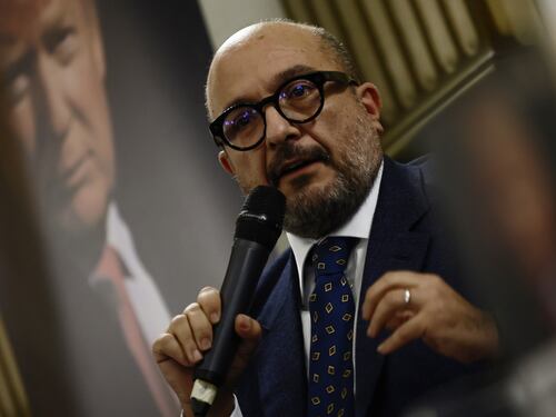 Sangiuliano scioglie le riserve: "Mi candido in Campania, accetto l'invito di FdI"