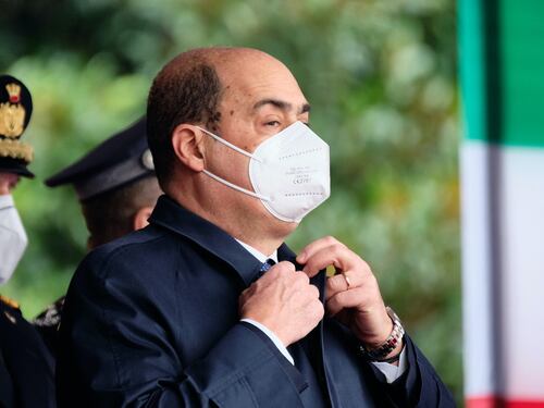 Quota 161 senatori è lontana. Zingaretti disperato, gli restano solo i responsabili