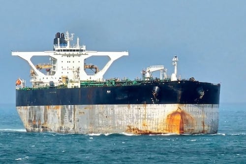 Assalto nell'Atlantico alla petroliera russa che trasporta greggio venezuelano
