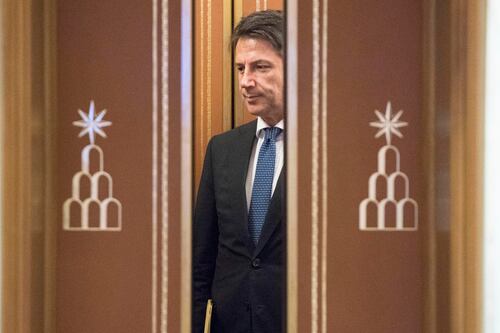 Conte o "morte"? Il governo è appeso a un filo