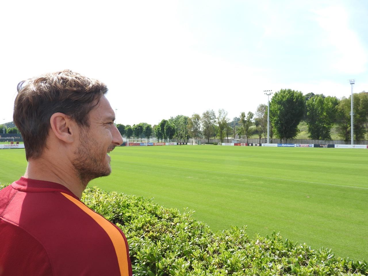 Totti lascia la Roma ma non il calcio