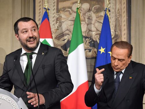 Lo show di Berlusconi fa infuriare Salvini