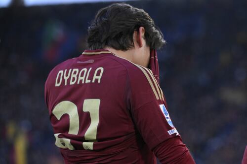 Roma, stagione finita per Dybala: l'argentino si opera