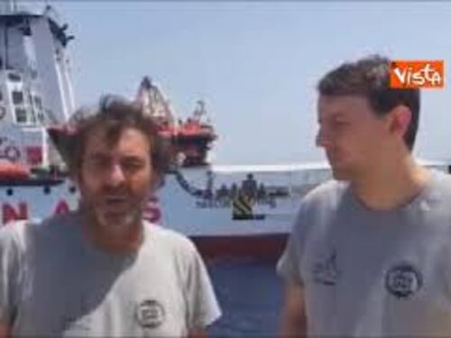 Open Arms attacca Salvini: "I tuoi figli si vergogneranno"