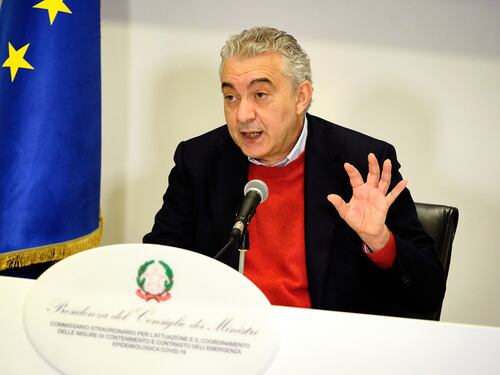 Domenico Arcuri “Reithera” il flop: bocciato il vaccino italiano contro il Covid