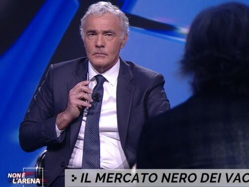 Bomba da Giletti: "Così funziona il mercato parallelo dei vaccini". E Sileri sbotta col mediatore: non è il Viagra!