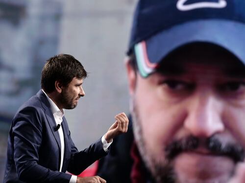 "Stasera lo mando a cag..." Salvini sbotta con Di Battista