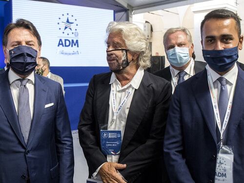 Beppe Grillo scatenato nella trattativa sulla Giustizia. Le telefonate a Conte e Di Maio, caos M5s