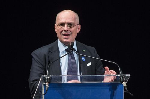 Ora Ricciardi la smetta di fare la solita confusione