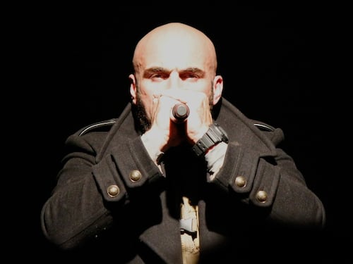 Al Bataclan canta Médine, il rapper di "Jihad". Bufera in Francia