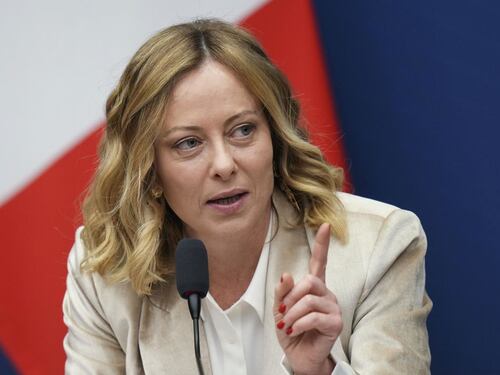 Caso Almasri, Meloni può uscire rafforzata ma serve sangue freddo