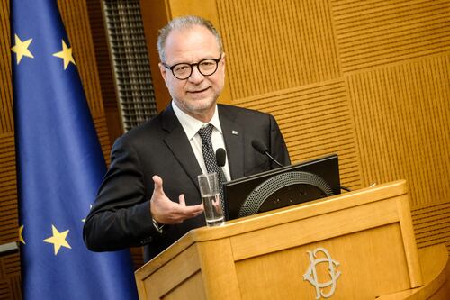 Minacce alla politica, l’intervento di Mulè: “Bisognerà intervenire anche sulle toghe e sul senso di impunità”