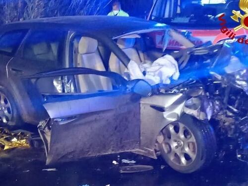 Incidente a Custonaci, scontro sul rettilineo: muoiono sei persone nel Trapanese